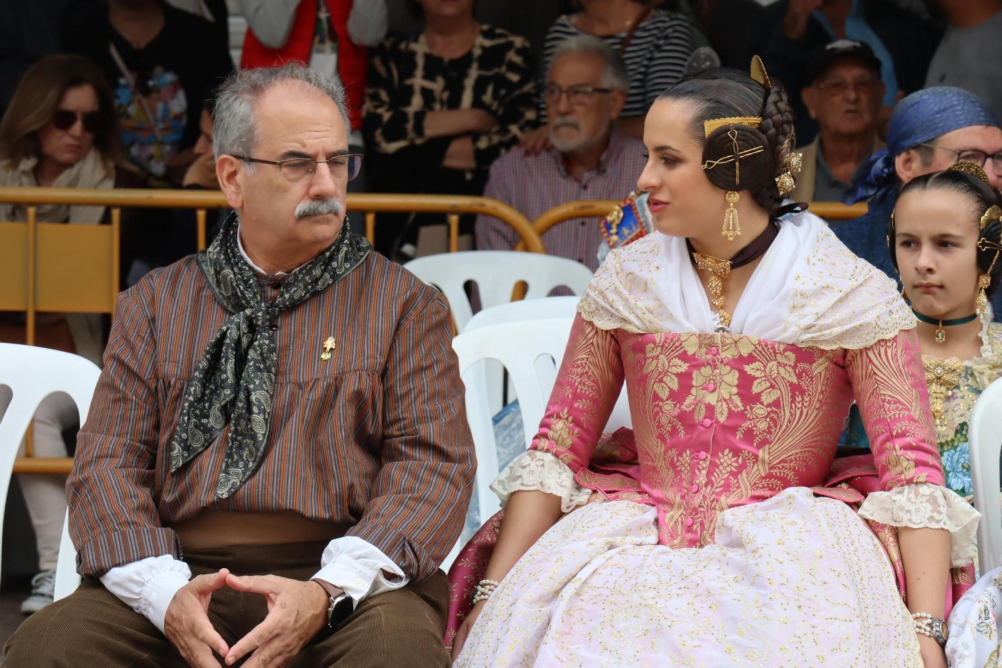 Las comisiones el Marítim, protagonistas en el Homenaje a la Senyera