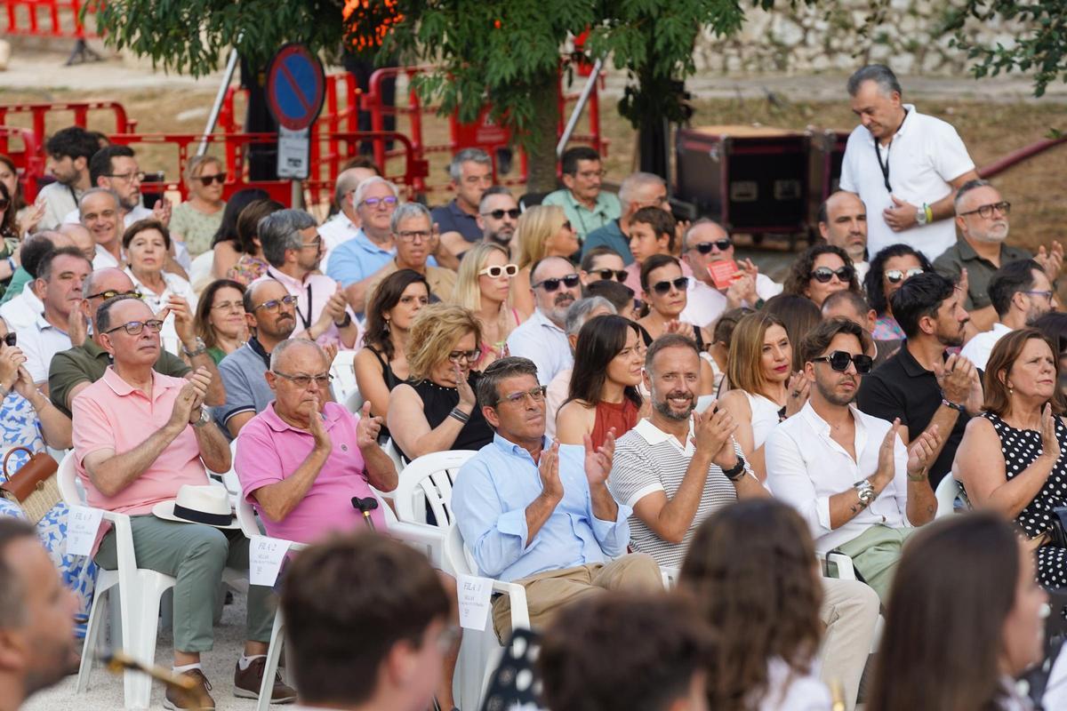 Así fue el histórico homenaje al maestro Ferrero con más de 300 músicos en Ontinyent Así fue el histórico homenaje al maestro Ferrero con más de 300 músicos en Ontinyent
