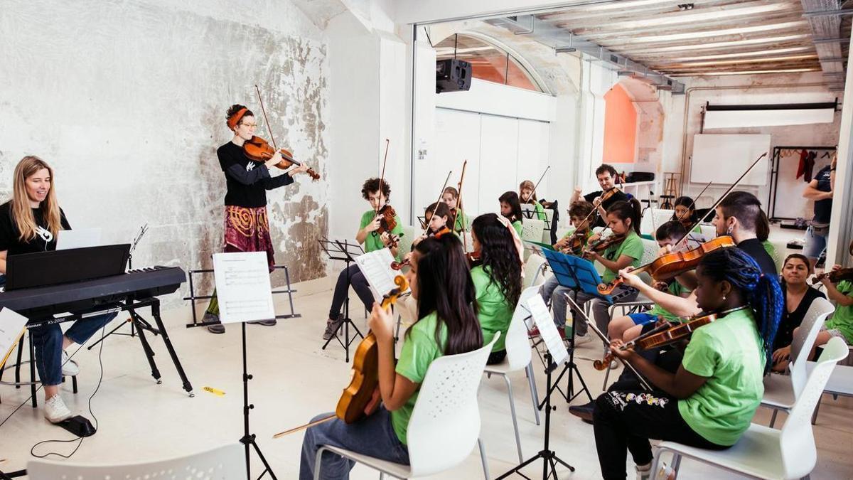 Ensayo de la Orquesta Escuela de Zaragoza