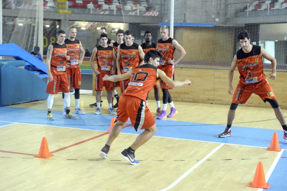 El Básquet Coruña engrasa la maquinaria en Riazor