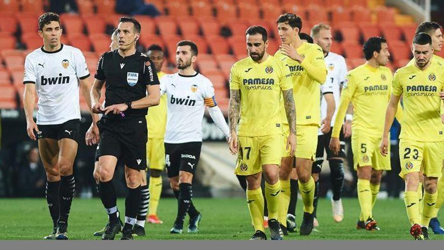 El Villarreal se duerme y resucita a un Valencia muy flojo en Mestalla (2-1)