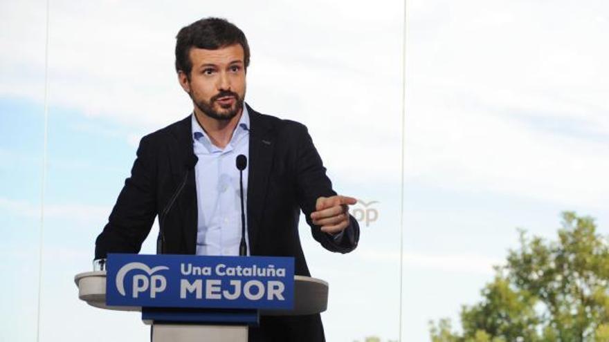 Casado: "¿A mí qué me tienen que preguntar? Que le pregunten al señor Sánchez por Roldán"