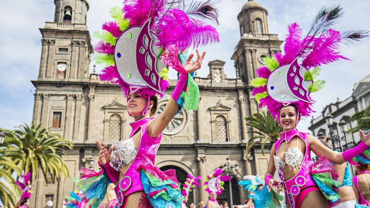 SEMANA SANTA | Canarias: un archipiélago de color y diversión gracias a los  carnavales, romerías y otras fiestas populares