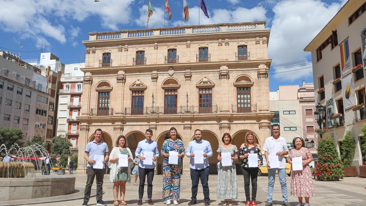 Los ediles socialistas han recogido el acta de cargos electos.