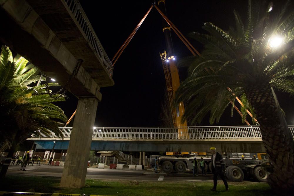 Desmontaje de las pasarelas de la Avenida del Cid