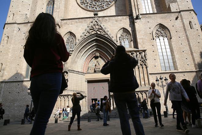 Las azoteas de Santa Maria del Mar bajan de precio por la Diada y la Mercè: cómo visitar el mirador de Barcelona