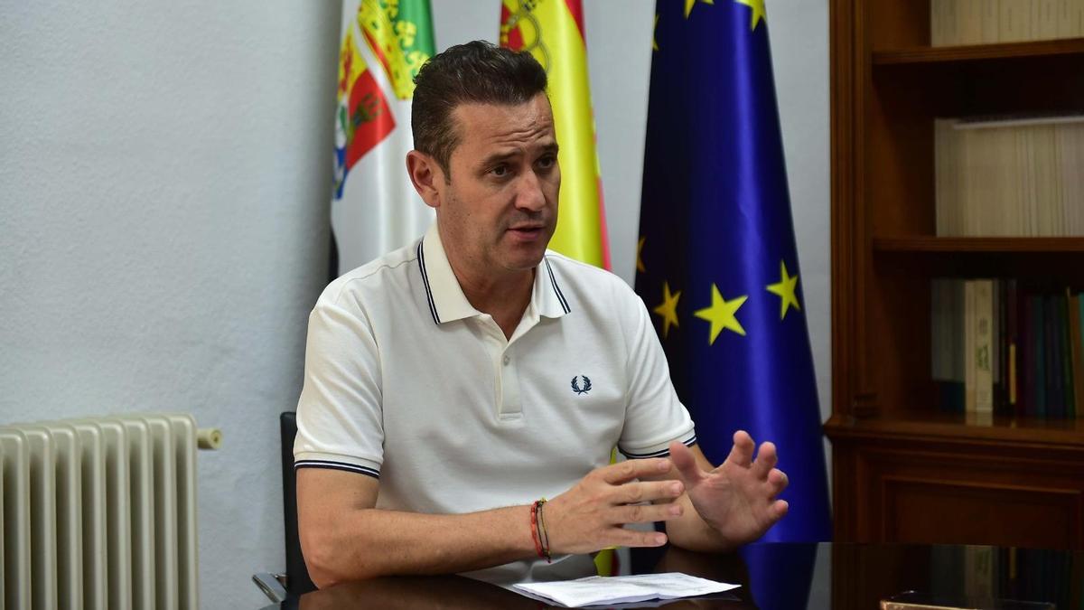 Raúl Barrado, alcalde de Malpartida de Plasencia.