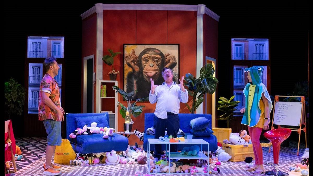 ‘Pero no se lo digas’ la comedia protagonizada por Sara Escudero, Leo Rivera y Agustín Jiménez.