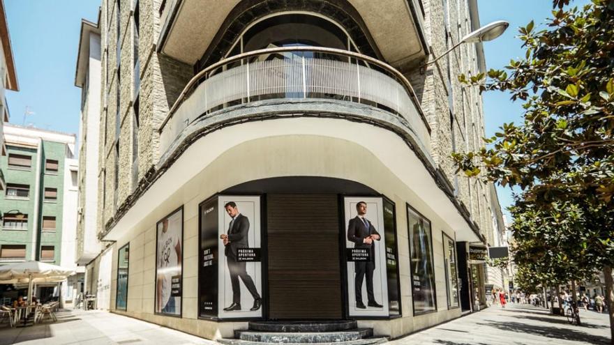 Silbon abre en la calle Cruz Conde su tienda insignia