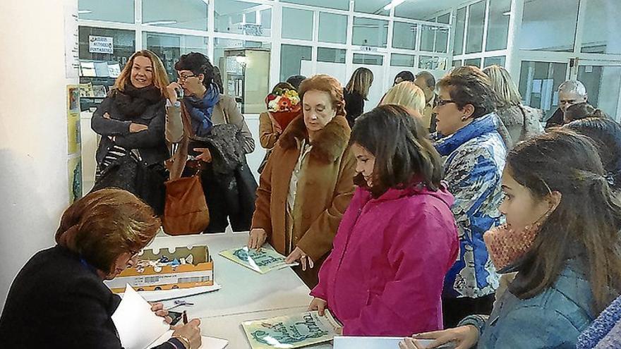 Concha García presenta su libro de cuentos