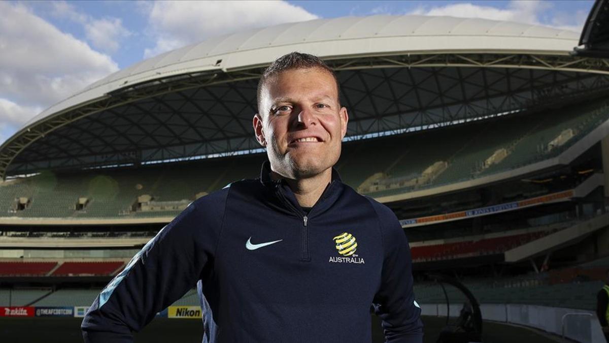 Gombau firmó como nuevo entrenador del Western Sydney Wanderers