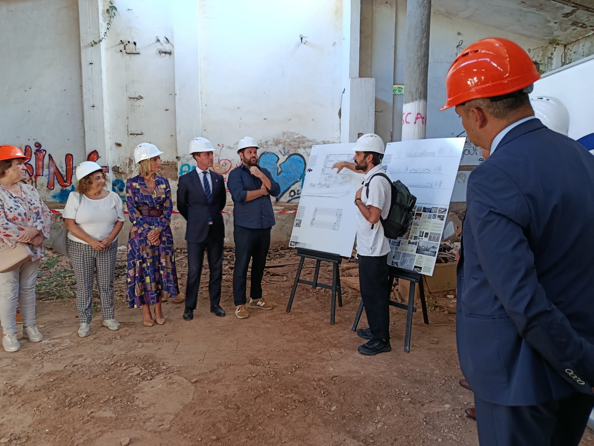 Las imágenes de la colocación de la primera piedra de Can Morató