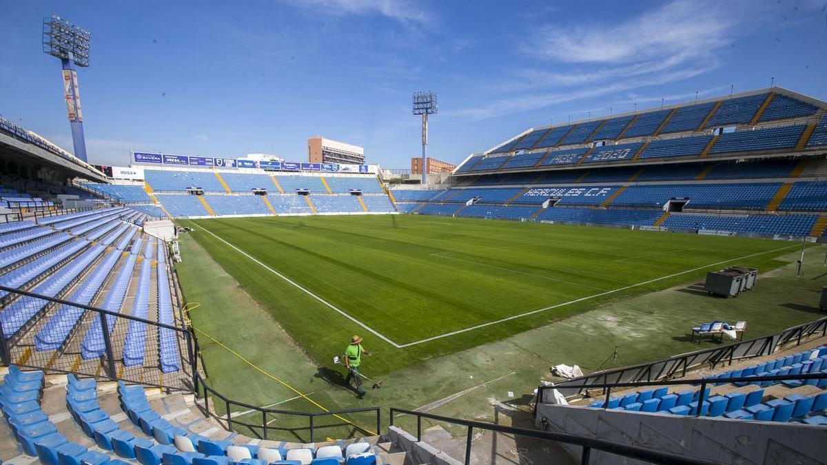 Imagen interior del estadio Rico Pérez, propiedad actualmente del IVF