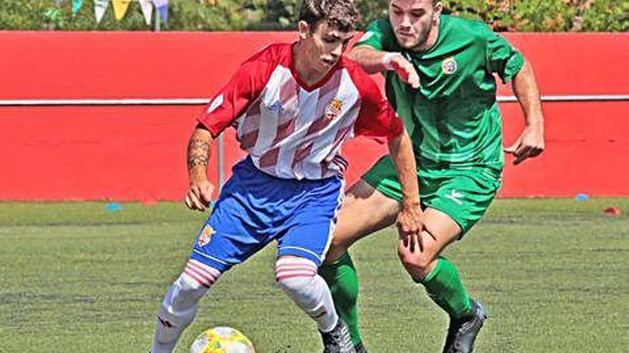 El berguedà Joanet en una acció del partit amb el Cerdanyola