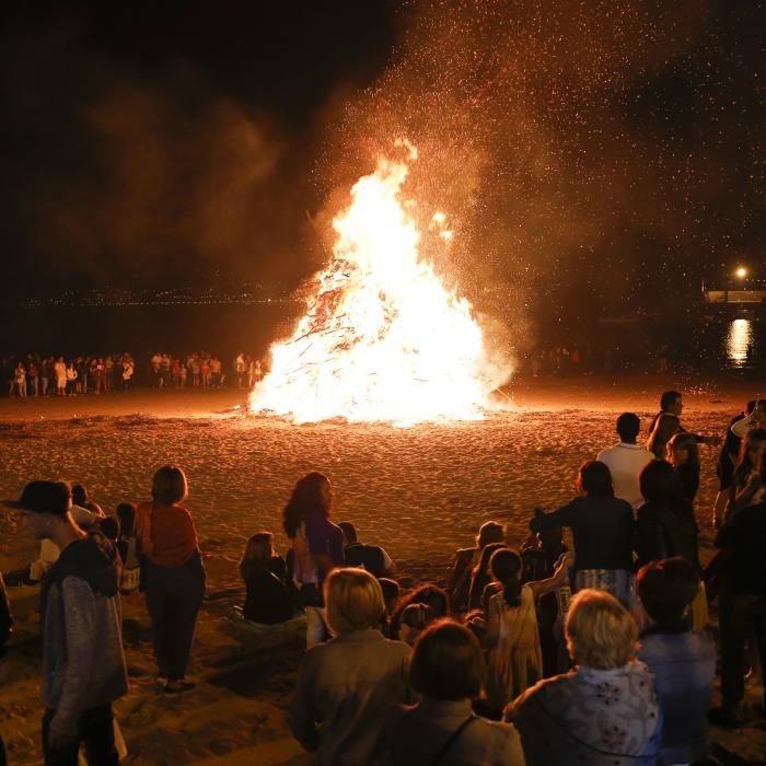 Vigo disfruta de la noche de San Juan