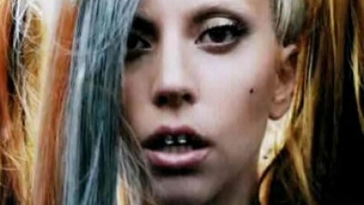 Lady Gaga estrena corto para Thierry Mugler