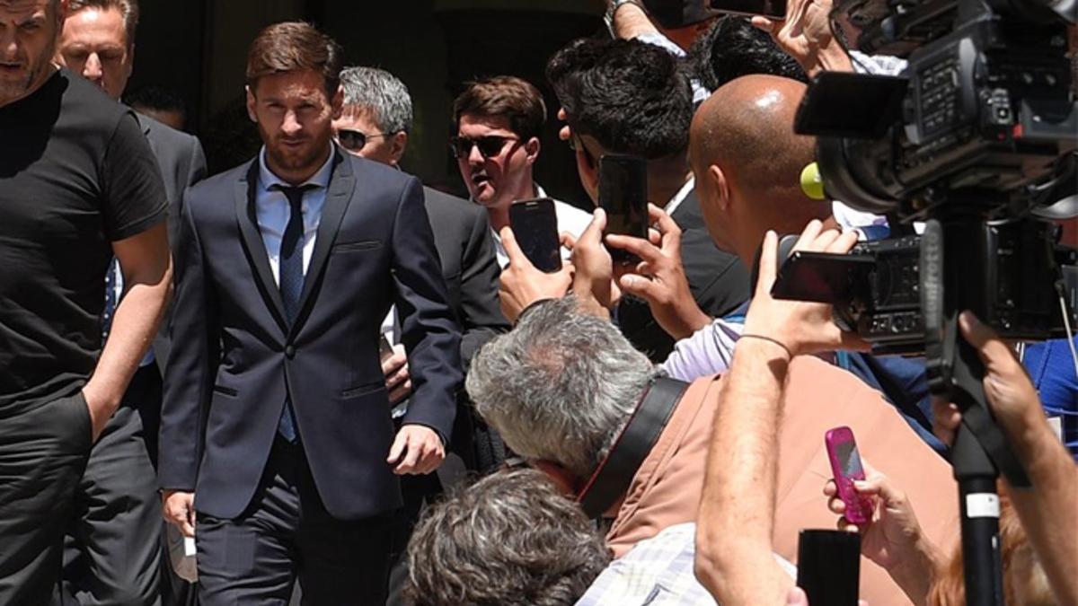 Messi, en su salida de la Audiencia Nacional, este jueves