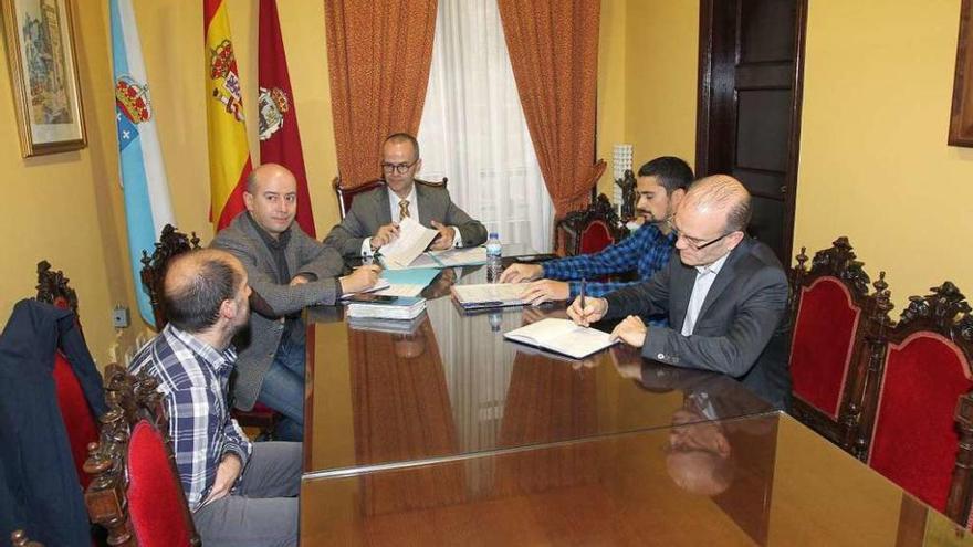 Una de las últimas reuniones de la junta de portavoces. // Iñaki Osorio