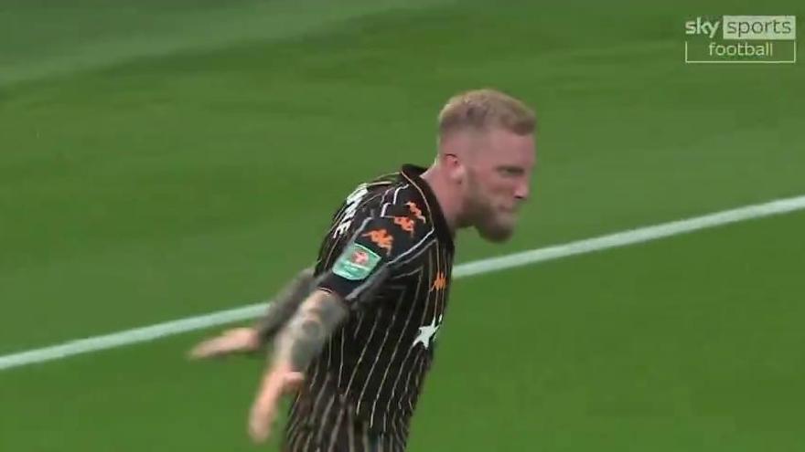 McBurnie ya anota con el Hull City
