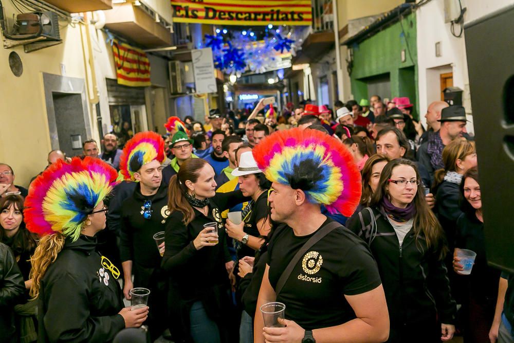 Ambiente nocturno en las fiestas de Benidorm