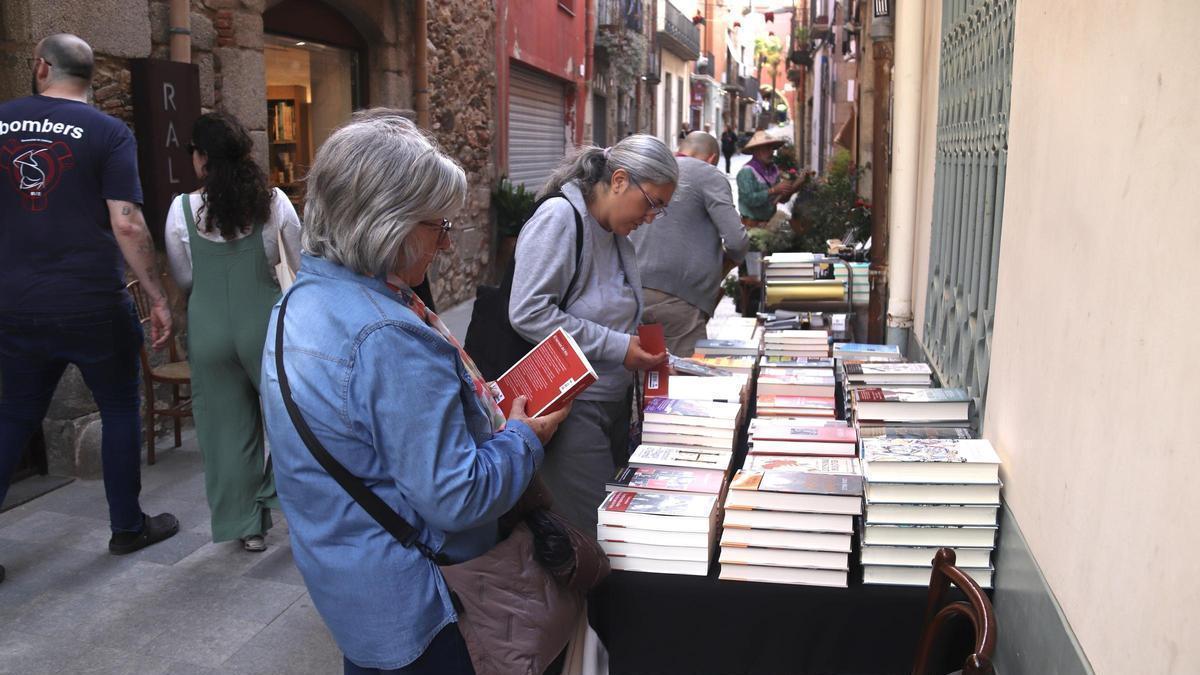 Les imatges de la diada de Sant Jordi a Calonge