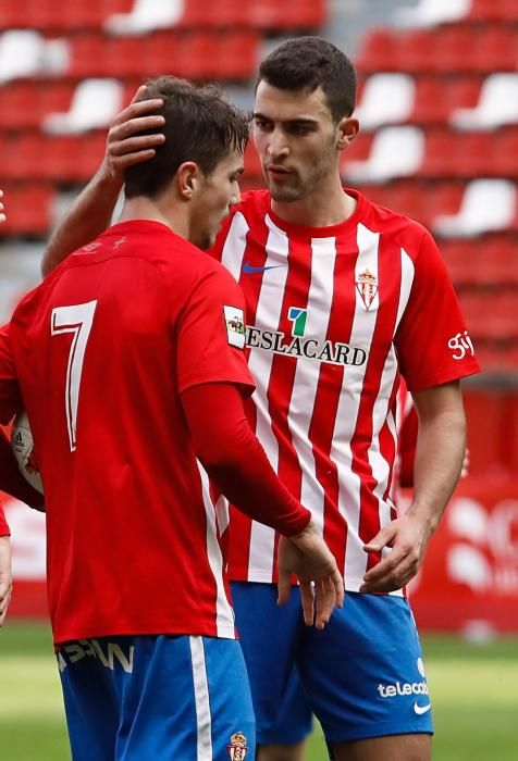 El partido entre el Sporting B y el Mirandés, en imágenes