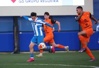 Manu Ferreiro será intervenido en Barcelona y dice adiós a la temporada con el Fabril