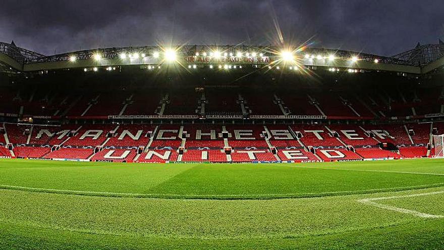 El hijo del sultán también se reunió con el Manchester United