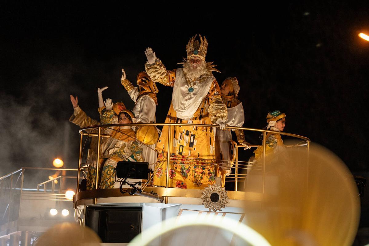 La cabalgata de reyes magos en Barcelona