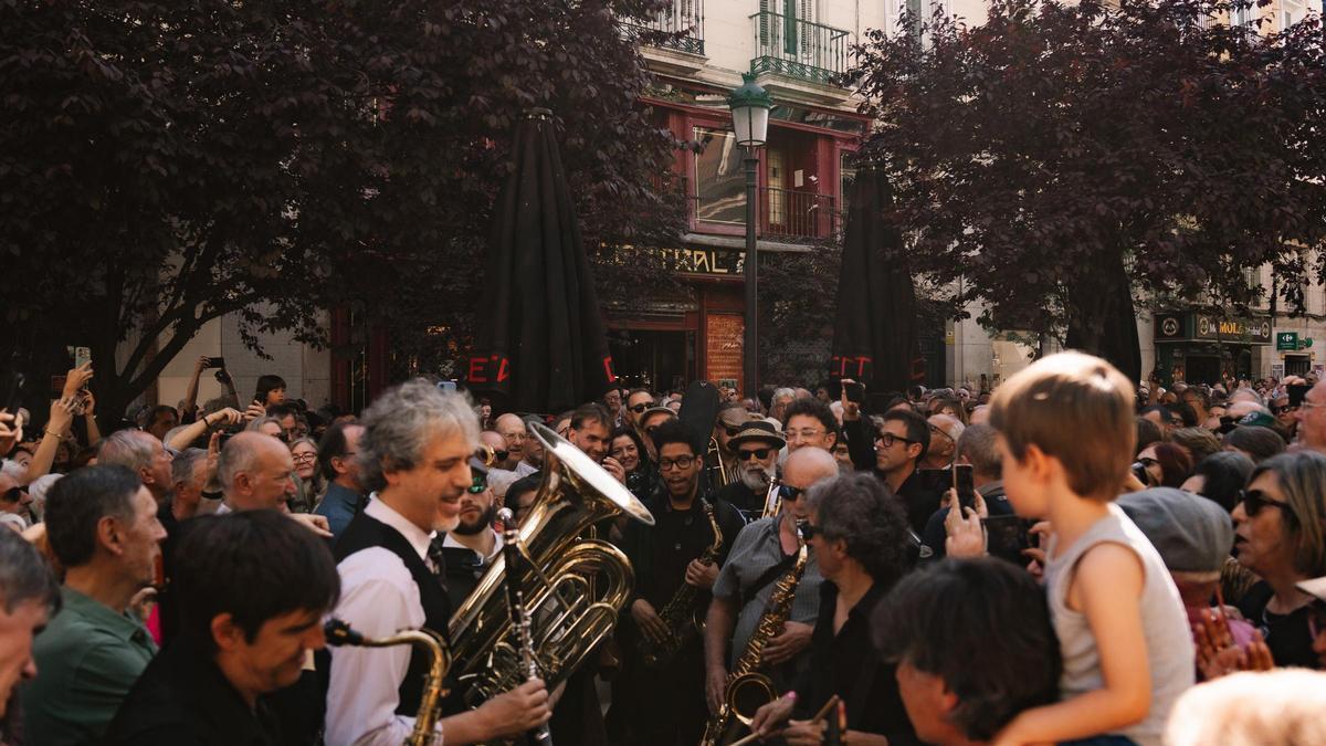 La banda de Café Central marcha a ritmo de jazz hacia su nuevo hogar: el Ateneo de Madrid