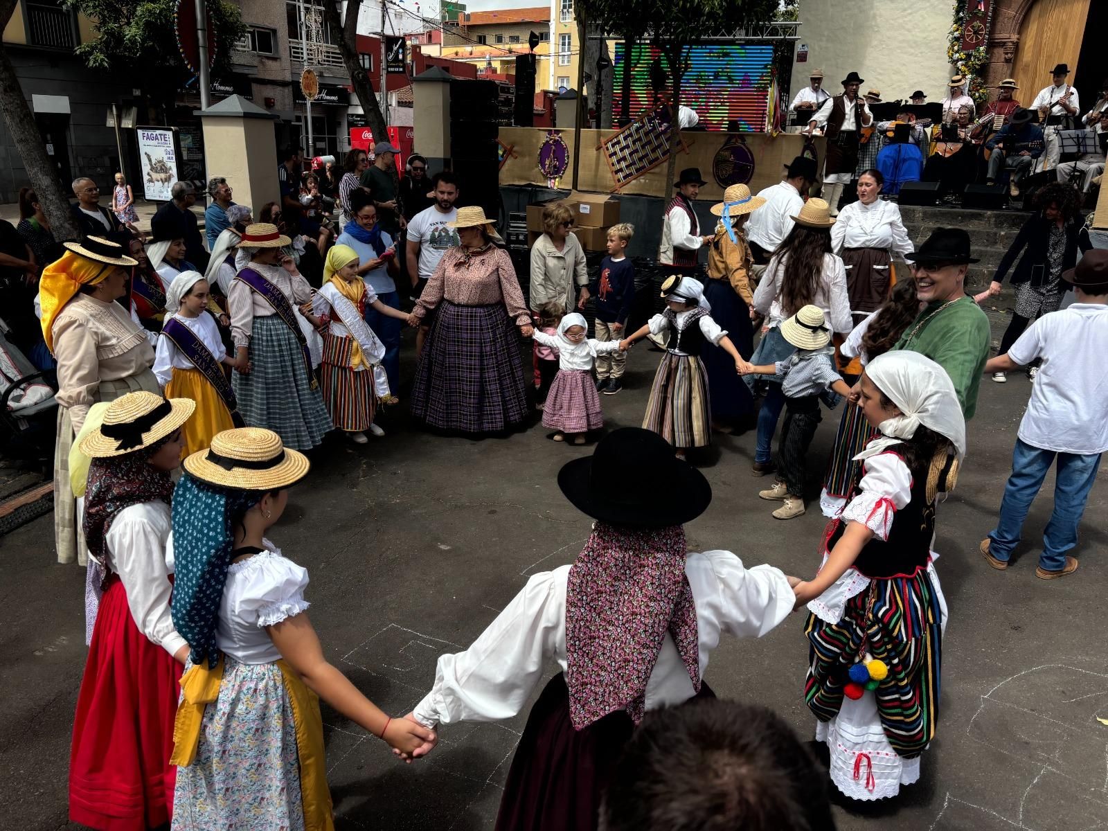 Baile de magos infantil por San Benito