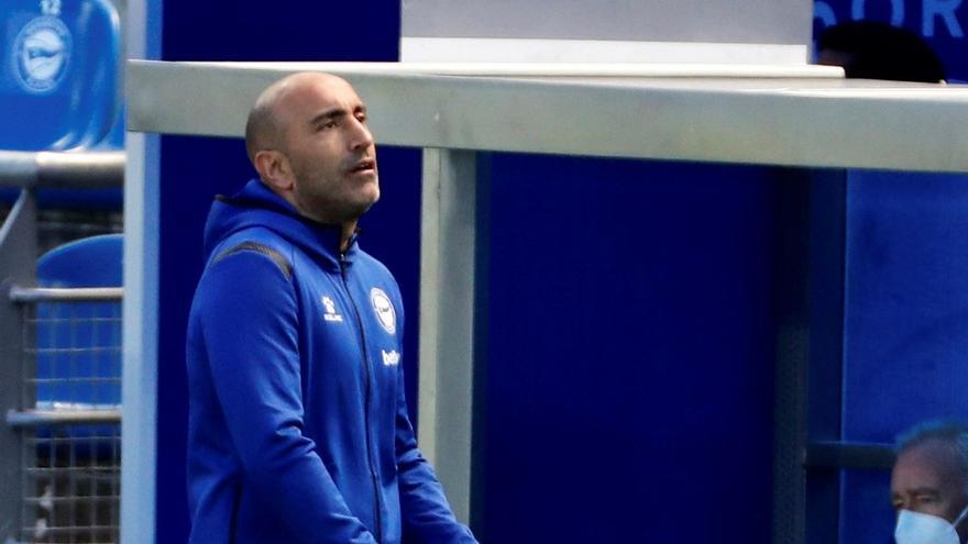 Javi Calleja sustituye al &#039;Pitu&#039; Abelardo al frente del Alavés