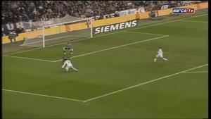 Ronaldinho va sortir aplaudit del Santiago Bernabéu fa 10 anys