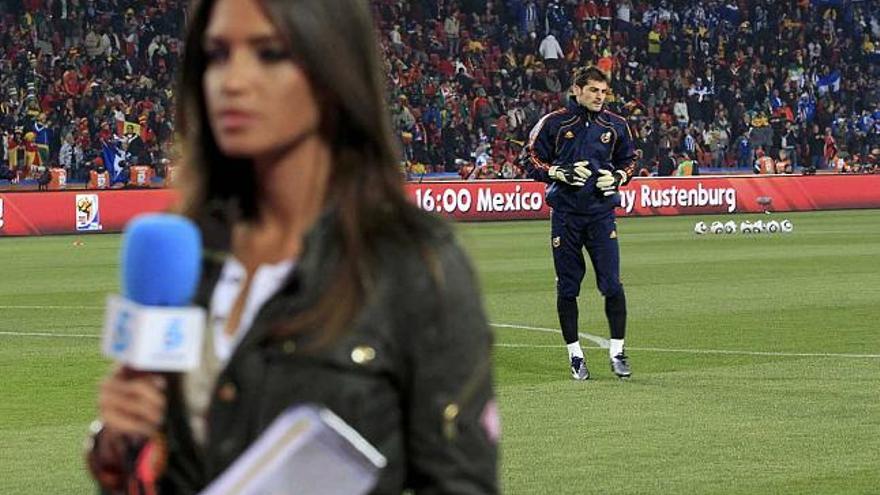 Sara Carbonero minutos antes de empezar el partido.