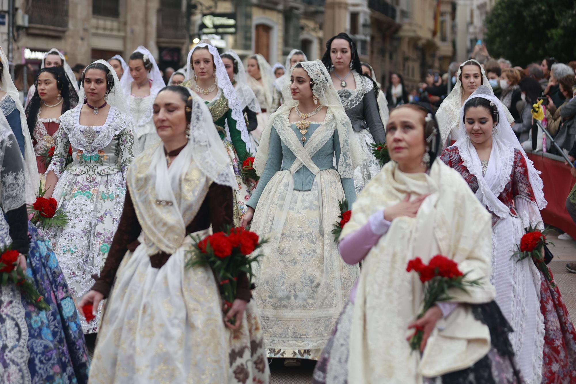 Búscate en el segundo día de ofrenda por la calle Quart (entre las 18:00 a las 19:00 horas)