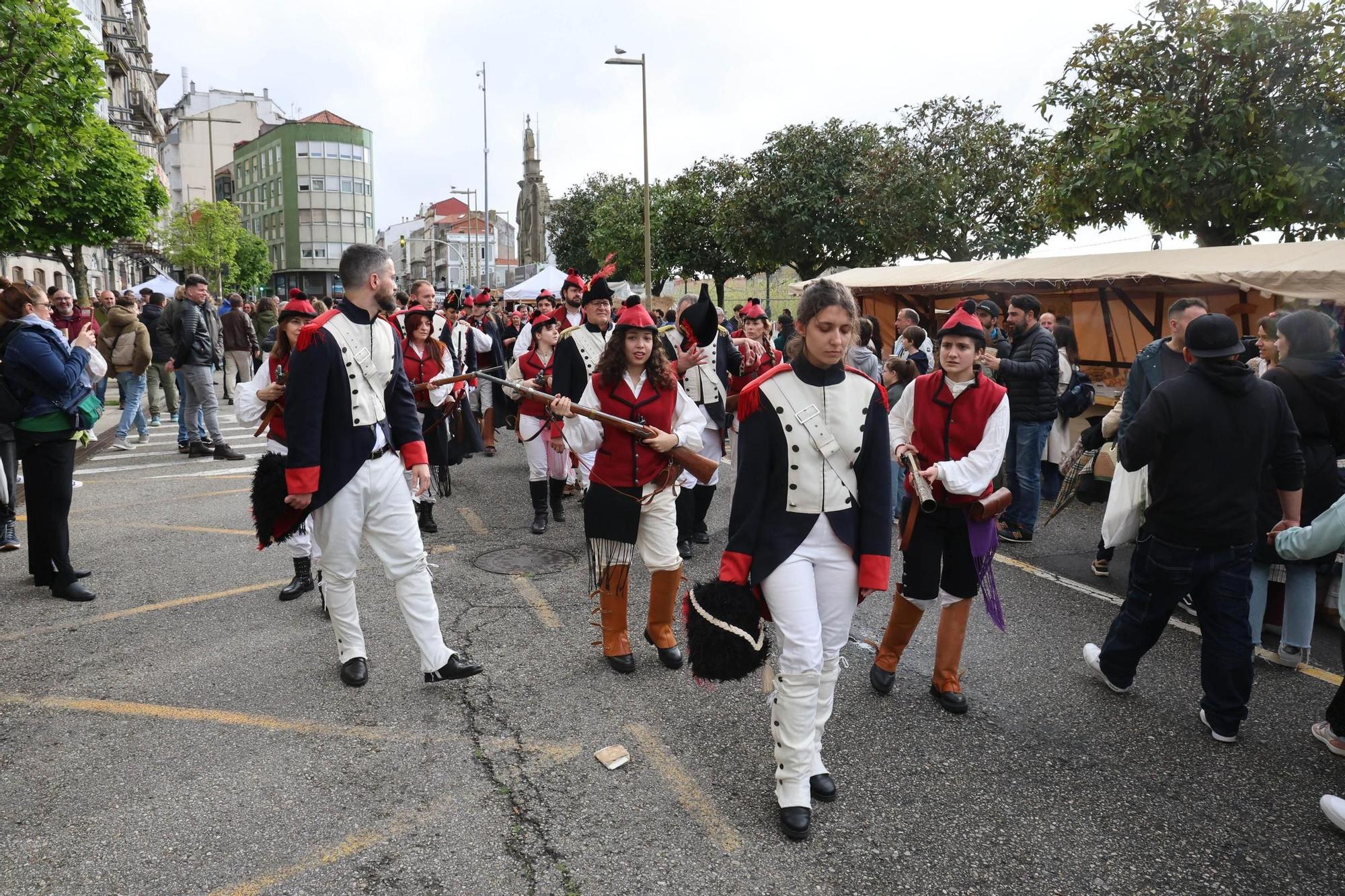 Vigo sale a la calle para 'expulsar' a los franceses: las mejores imágenes de la Reconquista