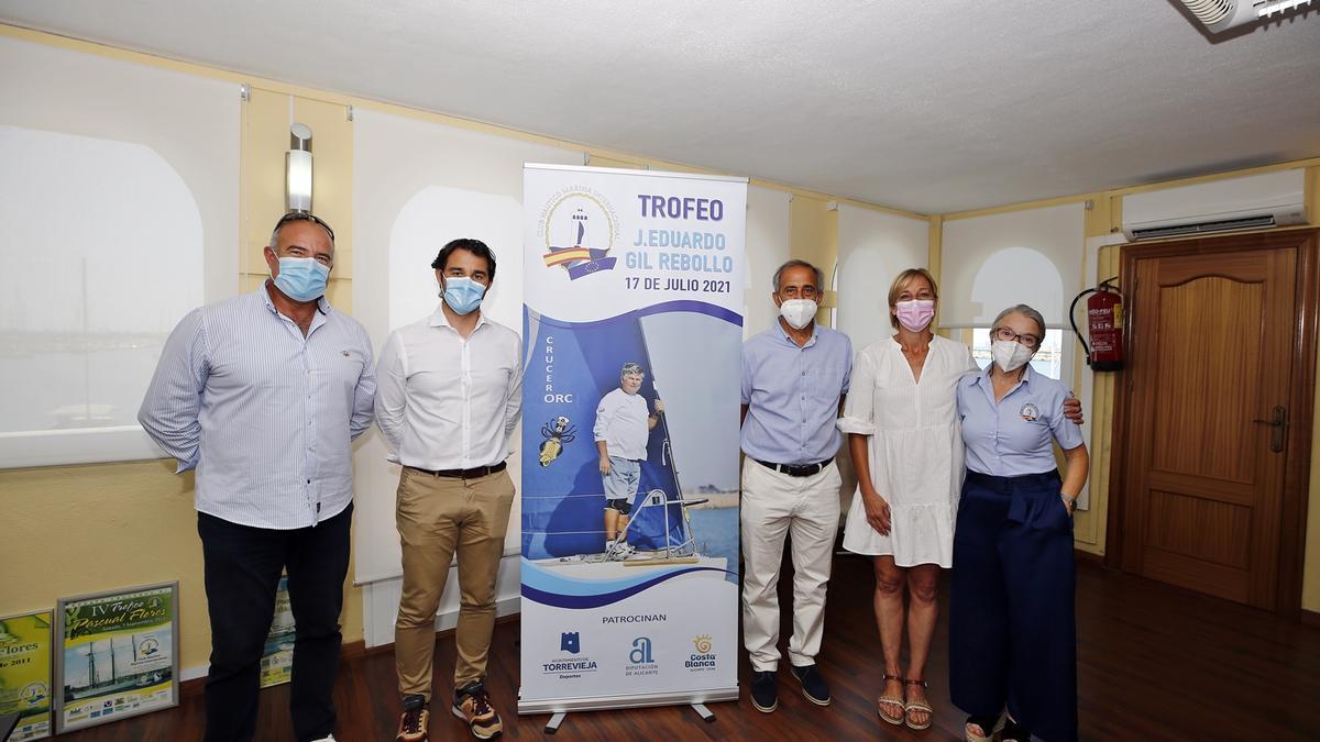 Imagen de la presentación de la regata J.Eduardo Gil Rebollo en el Club Náutico Marina Salinas de Torrevieja