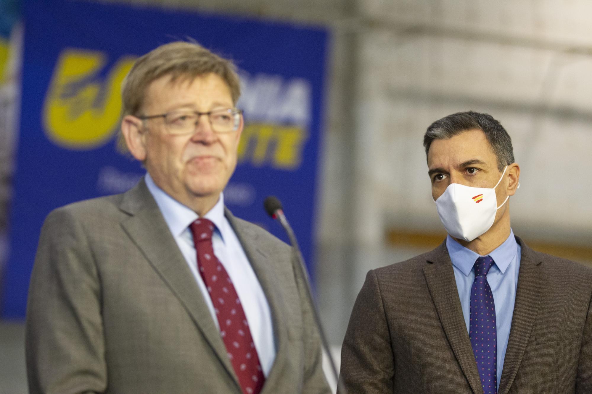 Visita del presidente del Gobierno, Pedro Sánchez, al centro de refugiados de Ciudad de la Luz