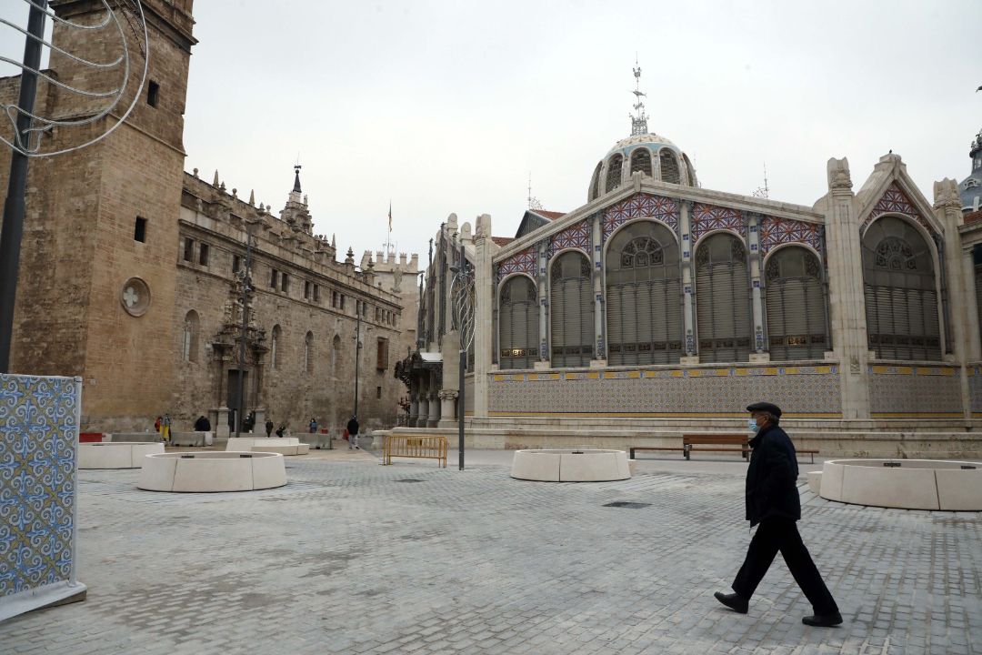 Inauguración de la Plaza de Brujas renovada tras las obras