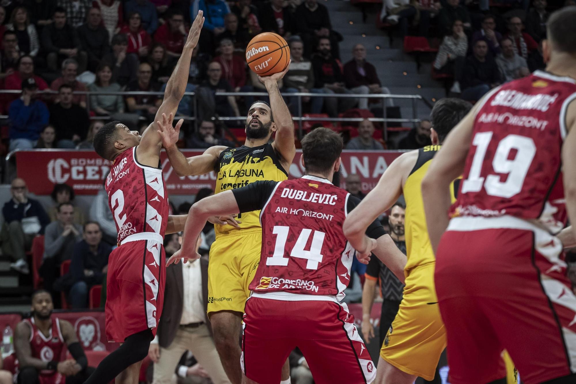 Zaragoza - La Laguna Tenerife