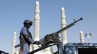 Los rebeldes yemeníes apoyan a Gaza por ideología y para ganar peso en las negociaciones con Arabia Saudí