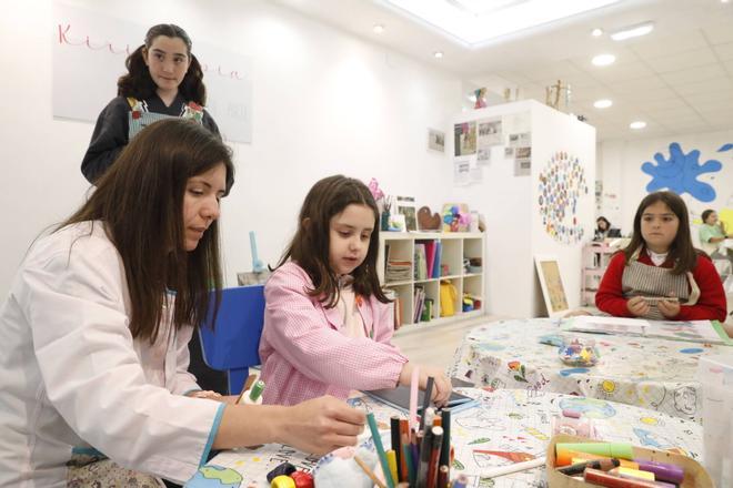 EN IMÁGENES: Kirindipia revoluciona la creatividad en Castrillón con arte que va más allá del lienzo