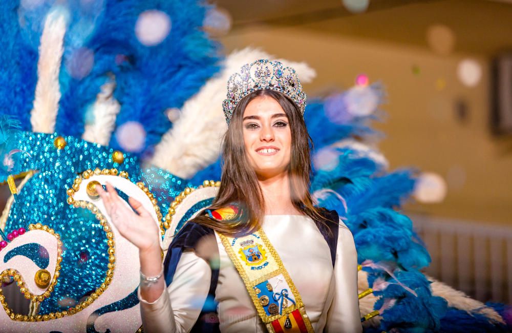 Desfile de carrozas de las fiestas de Benidorm