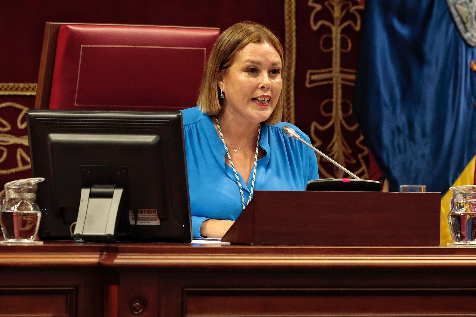 Astrid Pérez, nueva presidenta del Parlamento de Canarias