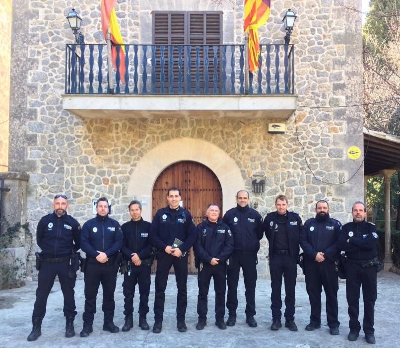 Encuentro de policías tutores en Valldemossa