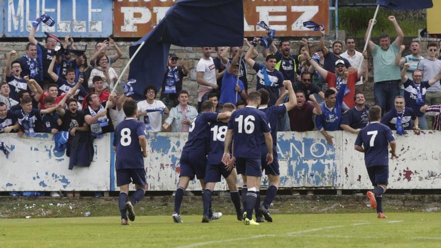 El Marino celebra su pase a la segunda ronda de la promoción de ascenso a Segunda B