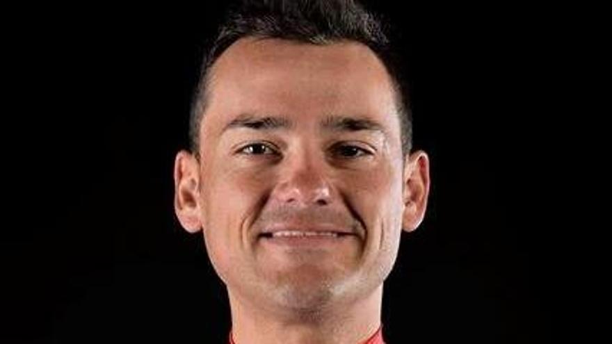 El alicantino Rafa Valls ya luce el maillot del equipo Lotto-Soudal