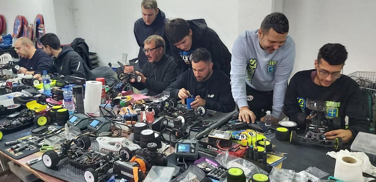 Mieres, un gran circuito de carreras de coches en miniatura