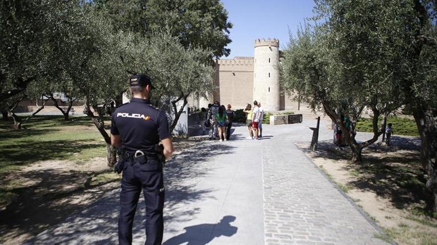 La Policía redobla su presencia a la espera de los maceteros