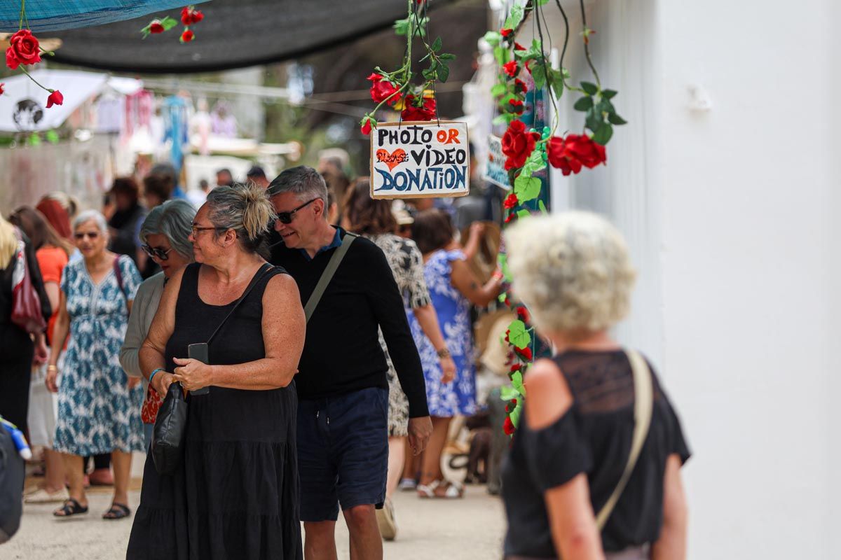 Galería: Todas las imágenes de la apertura del Mercadillo de Punta Arabí